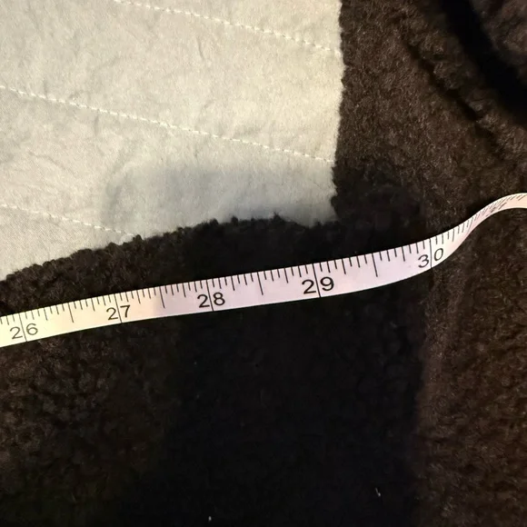 The North Face Women’s Black Hoodie - Picture 2 of 7